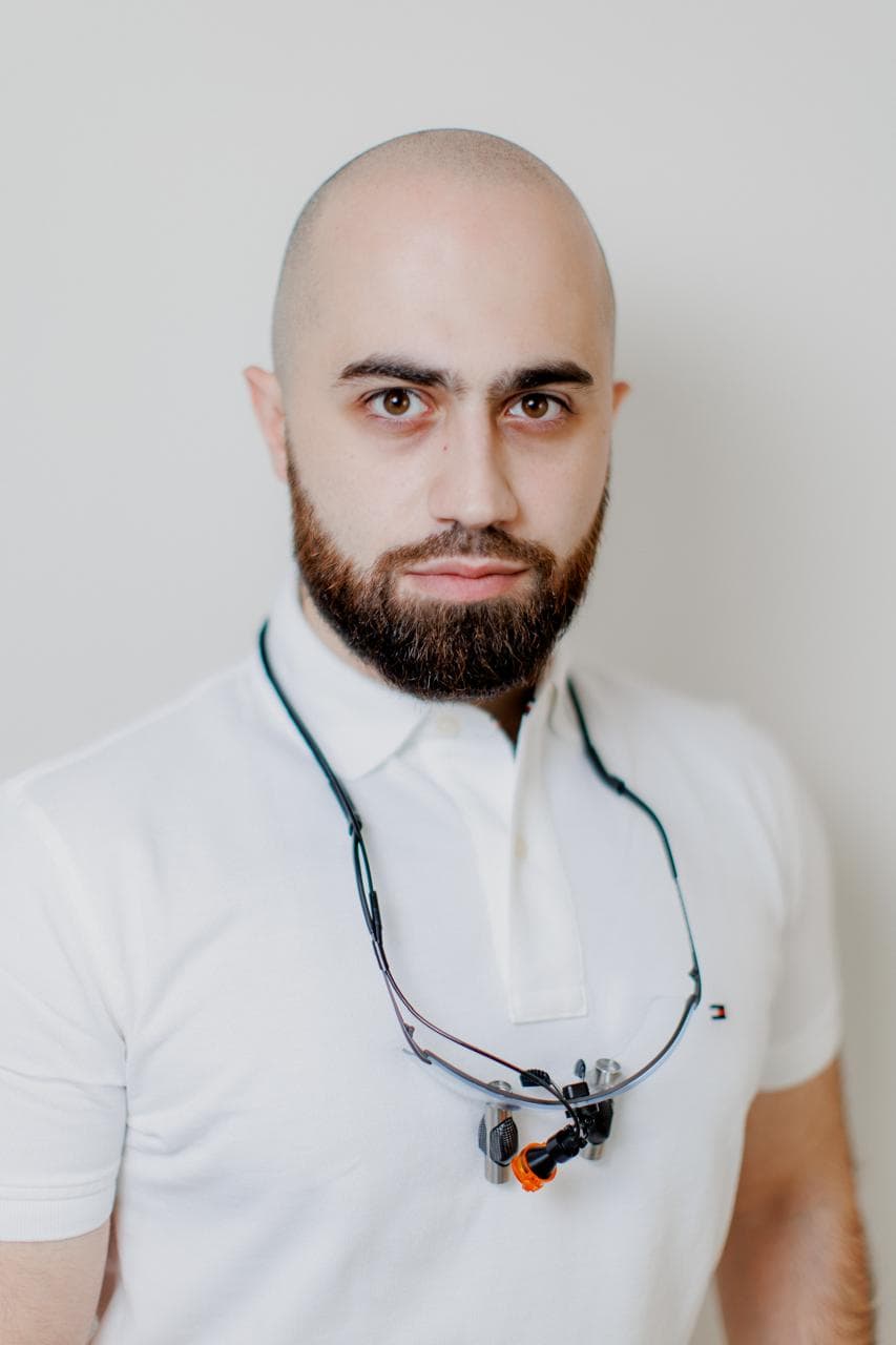 Giorgi Maziashvili — dentist in Tbilisi